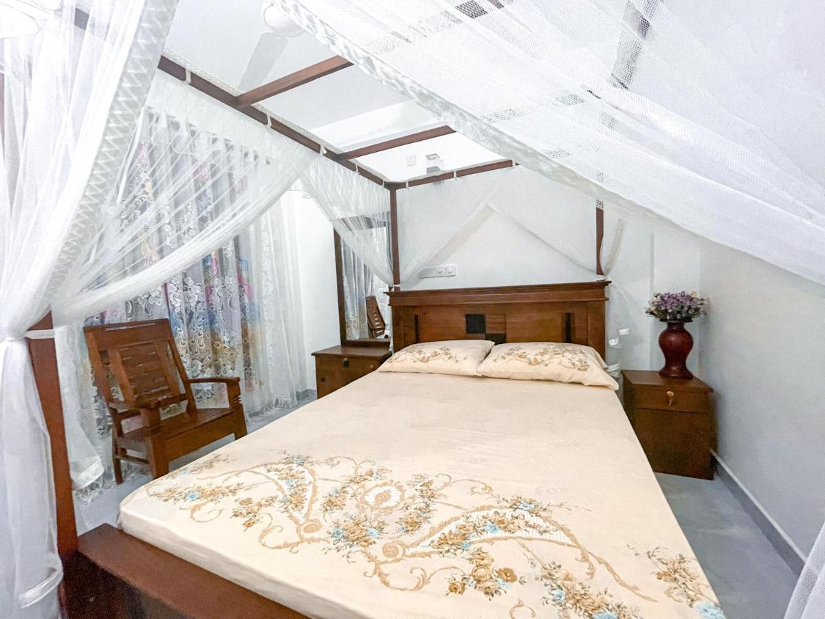 Coco Mount Mirissa Hotel Matara Bagian luar foto
